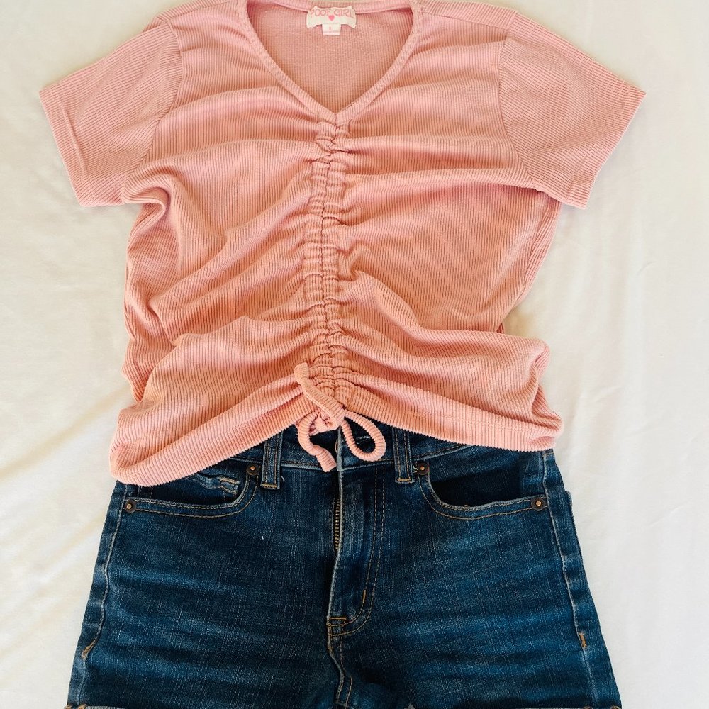 girl kids tied pink shirt(shorts not for sale)